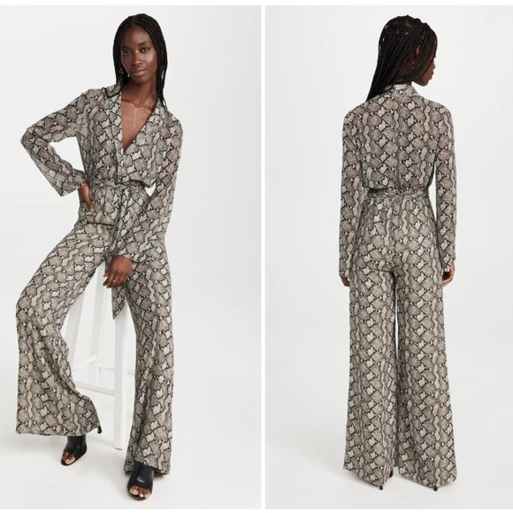 🔥Sales -NWT L'AGENCE Echo Shawl Collar Jumpsuit in Sage Mlti Paloma Snake Sz 2